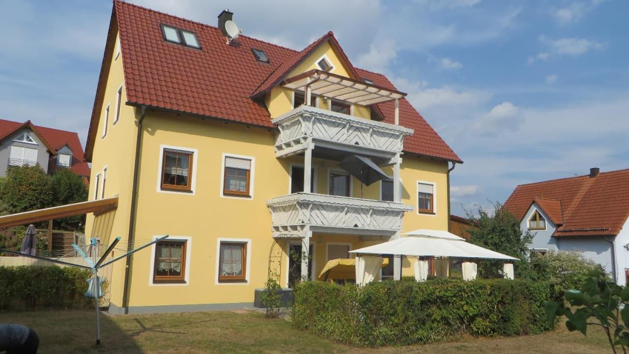 Pension-Gaestehaus Kueblboeck Нойалбенройт Екстериор снимка