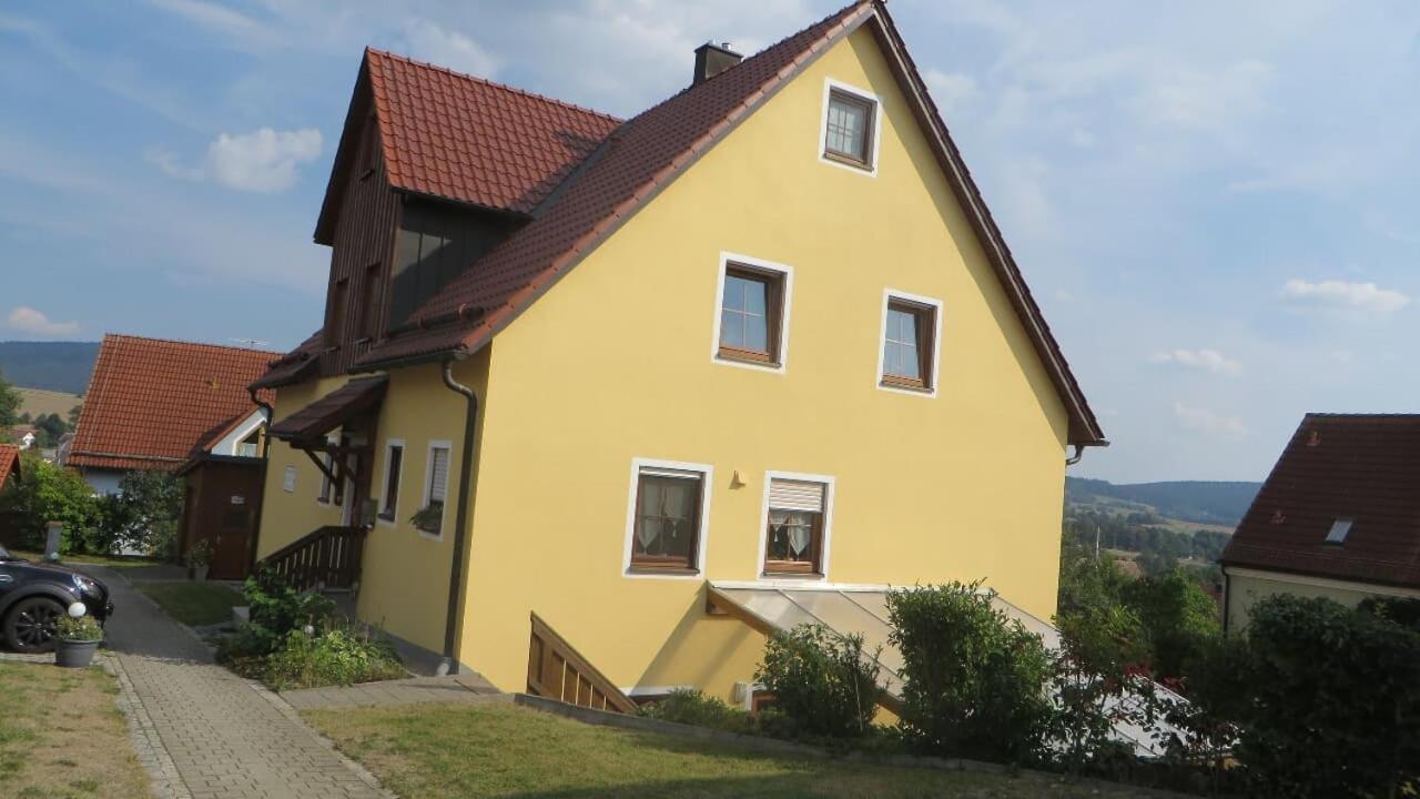 Pension-Gaestehaus Kueblboeck Нойалбенройт Екстериор снимка