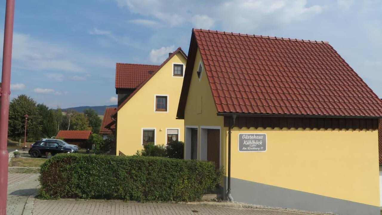 Pension-Gaestehaus Kueblboeck Нойалбенройт Екстериор снимка